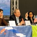 Jefe de la diplomacia de EE. UU. en La Habana pide apoyos para una transición pacífica en Cuba