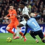 Vinicius se viste de Mbappé: el Real Madrid es líder tras golear a la Real Sociedad