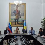 Gobernación entrega al Clez anteproyecto de la Ley de Ciencia y Tecnología del estado Zulia