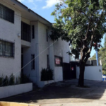 Cierre improvisado de embajada venezolana en Honduras deja sin respuesta a migrantes