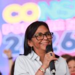 ASOMBROSO: Amplia red de falsos canales de noticias intenta legitimar imagen de Delcy Rodríguez