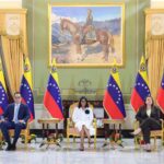 Pdvsa y Chevron firman acuerdo para impulsar la producción petrolera