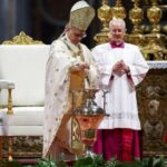 Papa León XIV aboga por una Iglesia alejada de la prepotencia en su primer Jueves Santo