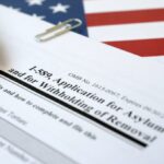 EE UU suspende temporalmente decisiones sobre solicitudes de inmigración por verificaciones de seguridad