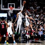 Wembanyama se roba una vez más los reflectores en la NBA