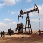 Retiro de Emiratos Árabes de OPEP+ afecta precios mundiales de petróleo