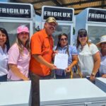 Gobernador Luis Caldera entrega dotación y equipamiento para 149 escuelas del Zulia