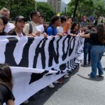 Estudiantes ucevistas rinden homenaje a Carmen Navas y exigen libertad de presos políticos