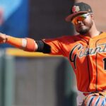 Luis Arráez lidera a los Gigantes de San Francisco con defensa decisiva
