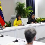 Delcy Rodríguez admite denuncias contra jueces que “cobran por la amnistía”