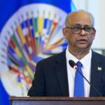Internacionalistas entregan plan a la OEA para pasar del “tutelaje a la soberanía”