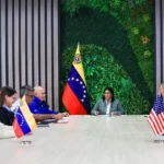 Delcy Rodríguez, John Barrett y generales estadounidenses coordinarán rescates en La Guaira