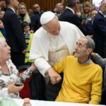 Papa León XIV: entorno digital aumenta indiferencia y prejuicios hacia los pobres