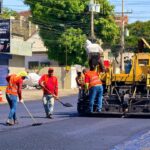 Despliegan Plan Estadal de Vialidad en la parroquia Olegario Villalobos de Maracaibo, con la colocación de 1.200 toneladas de asfalto