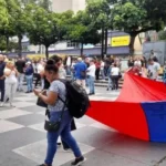 En desarrollo: Trabajadores y estudiantes marchan nuevamente a la Embajada de Estados Unidos en Caracas