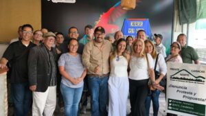 Desde lo alto de La Pastora conmemoraron los 459 años de Caracas con foro sobre historia de los terremotos en la capital