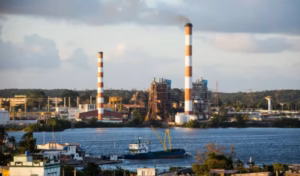 Cuba abre espacio al capitalismo y la inversión privada y extranjera en petróleo y gas