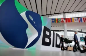 Grupo BID y Japón firman acuerdo para invertir US$14.000 millones en América Latina y el Caribe