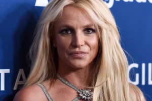 Britney Spears reflexiona sobre su rol de madre y critica la “vida secreta de sus padres”
