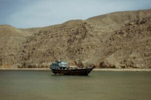 Irán amenaza con endurecer sin contemplaciones el cierre del estrecho de Ormuz si EEUU mantiene el bloqueo naval