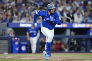 Azulejos pautan la rehabilitación de Anthony Santander en Triple-A