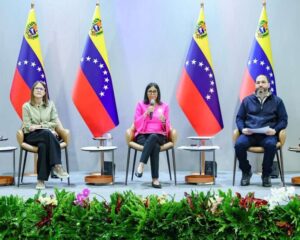 Presidenta: producción petrolera en Zulia alcanzó los 370.000 barriles diarios