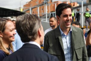 Designan a Oliver Blanco como nuevo canciller dentro del tutelaje