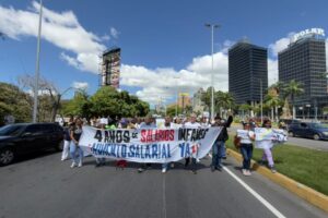 Trabajadores venezolanos piden aumento salarial y calcular los aguinaldos con base al ingreso integral