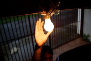 Recuperación del sistema eléctrico exige $ 40.000 millones, advierte Aviem y es mucho menos de lo que han dilapidado